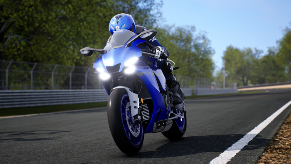 Ride-4-Screenshot-Moto-Bleue-2